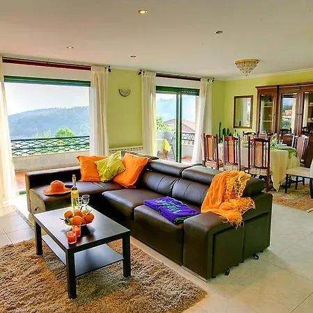 Sleeps 8 Pool Wifi Darbo