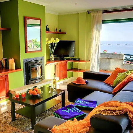 Sleeps 8 Pool Wifi Villa